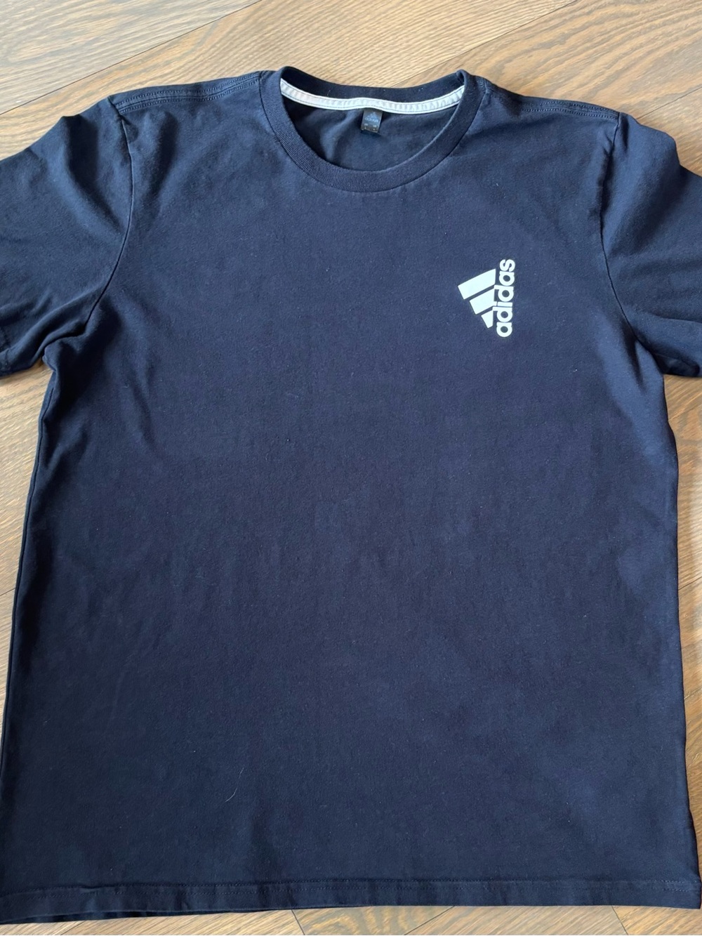 adidas Black Short Sleeve Large  T-Shirt
